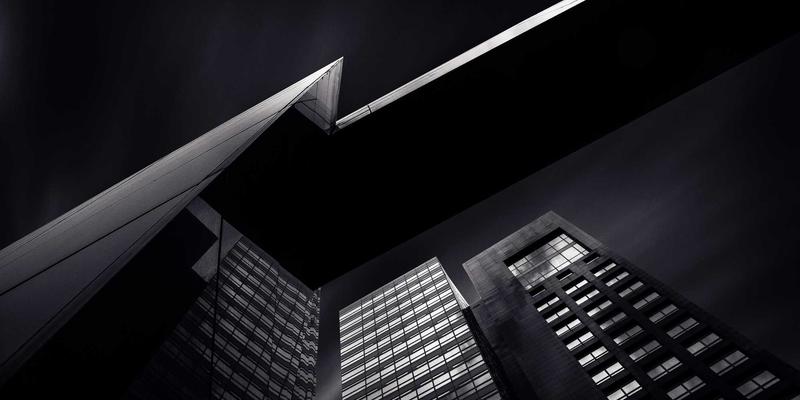 中国疯狂入门：设计、娱乐与影视如何重塑当代文化景观