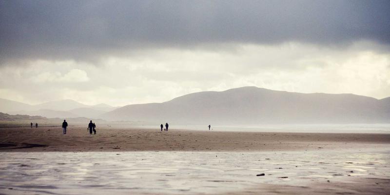 从《中国疯狂》到全球瞩目：新能源车出海背后的设计与品牌博弈