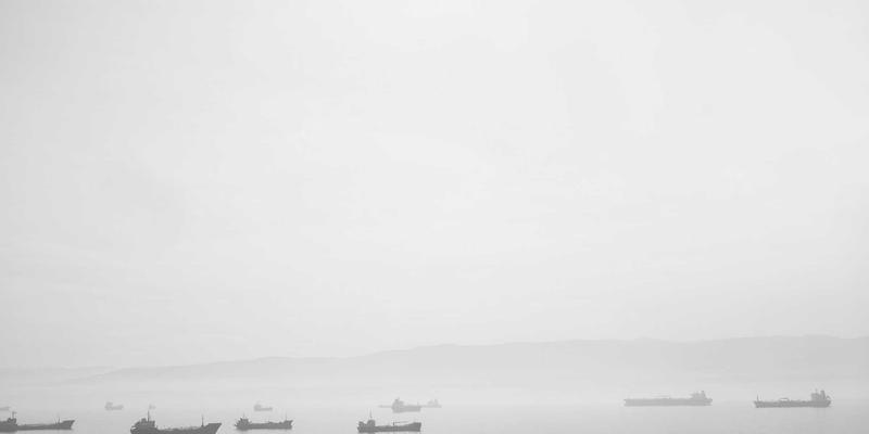 设计、创意与音乐：中国互联网巨头扩张背后的垄断隐忧与监管新局