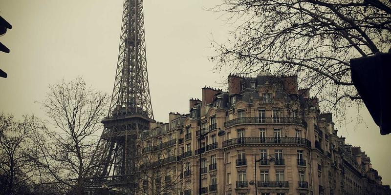 设计驱动、跨界融合：中国电竞产业的疯狂增长，从亚运会夺金到文化出海新势力